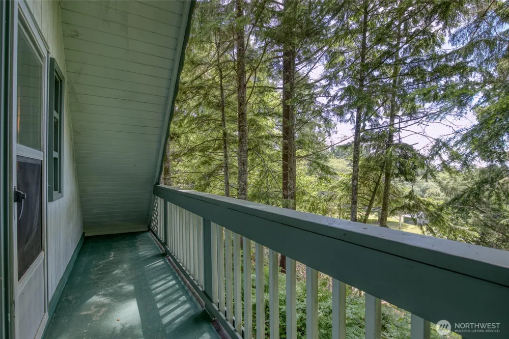 2782 State Rt 109 Ocean Shores, WA 98569