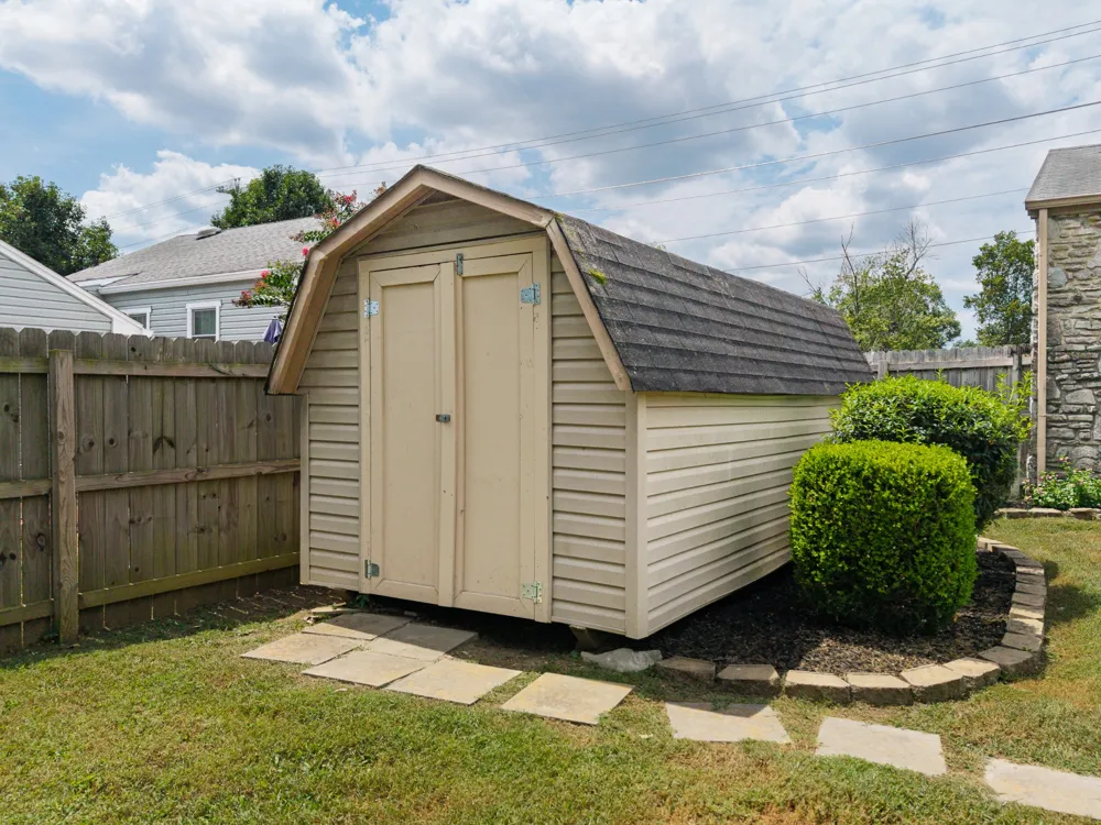 705 1st Ave Fayetteville, TN 37334