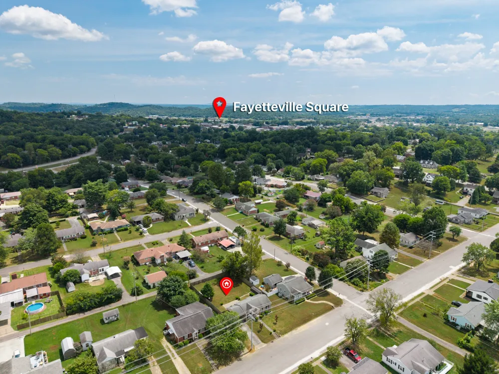 705 1st Ave Fayetteville, TN 37334