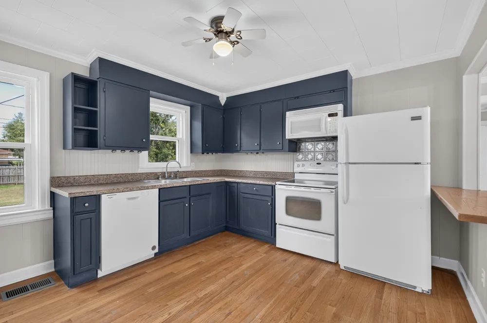 705 1st Ave Fayetteville, TN 37334