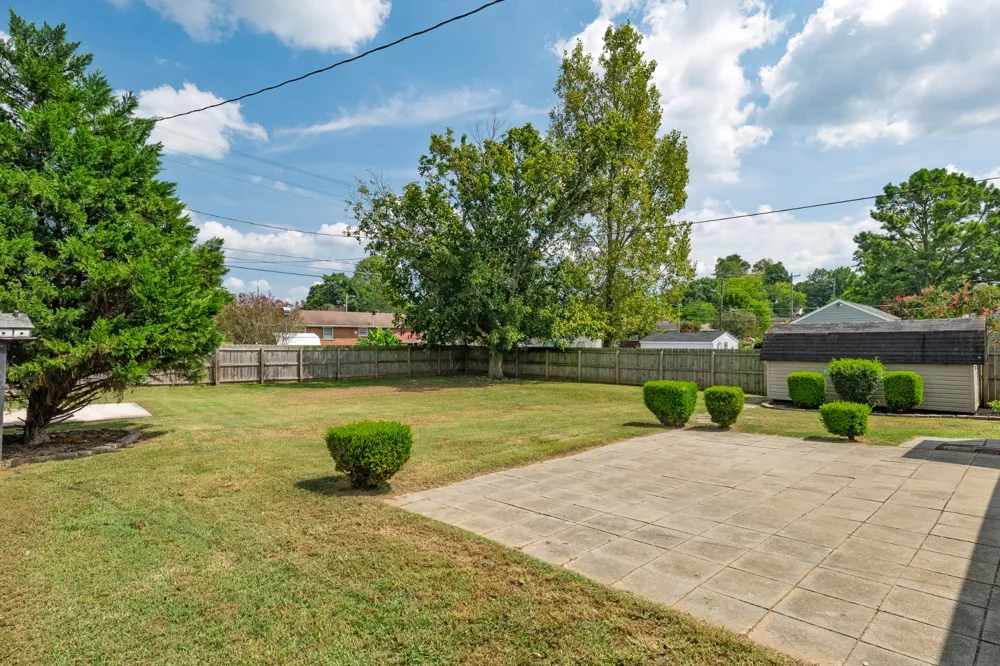 705 1st Ave Fayetteville, TN 37334
