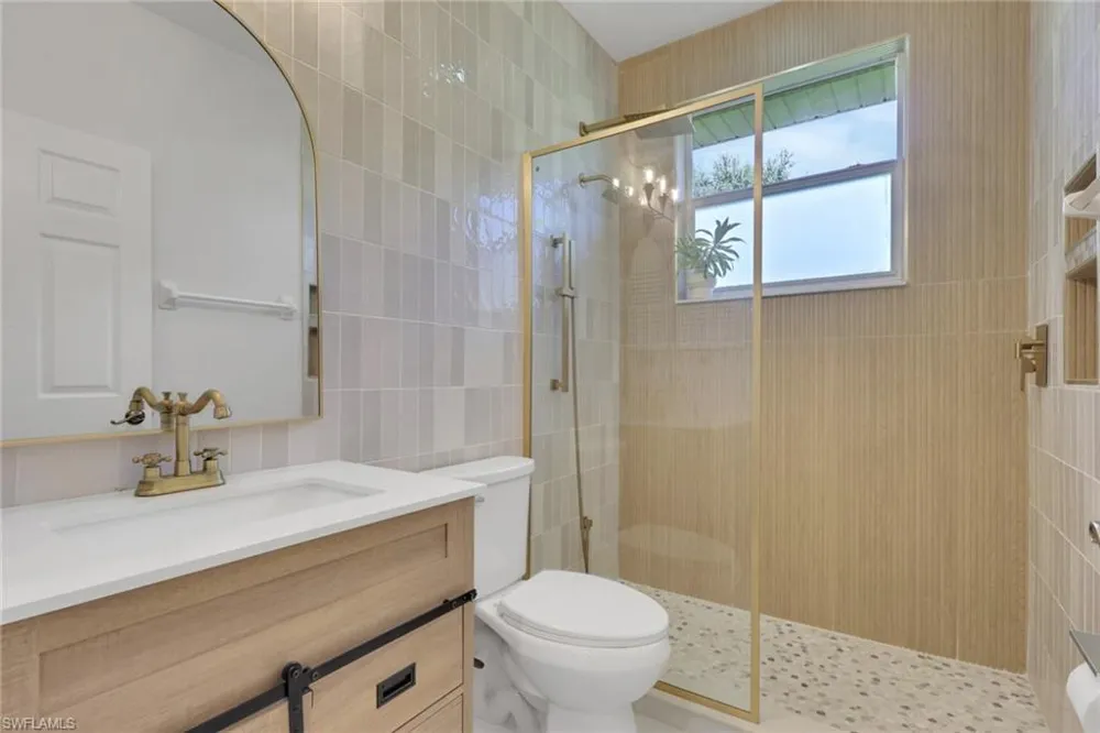 4242 Longshore Way S Naples, FL 34119
