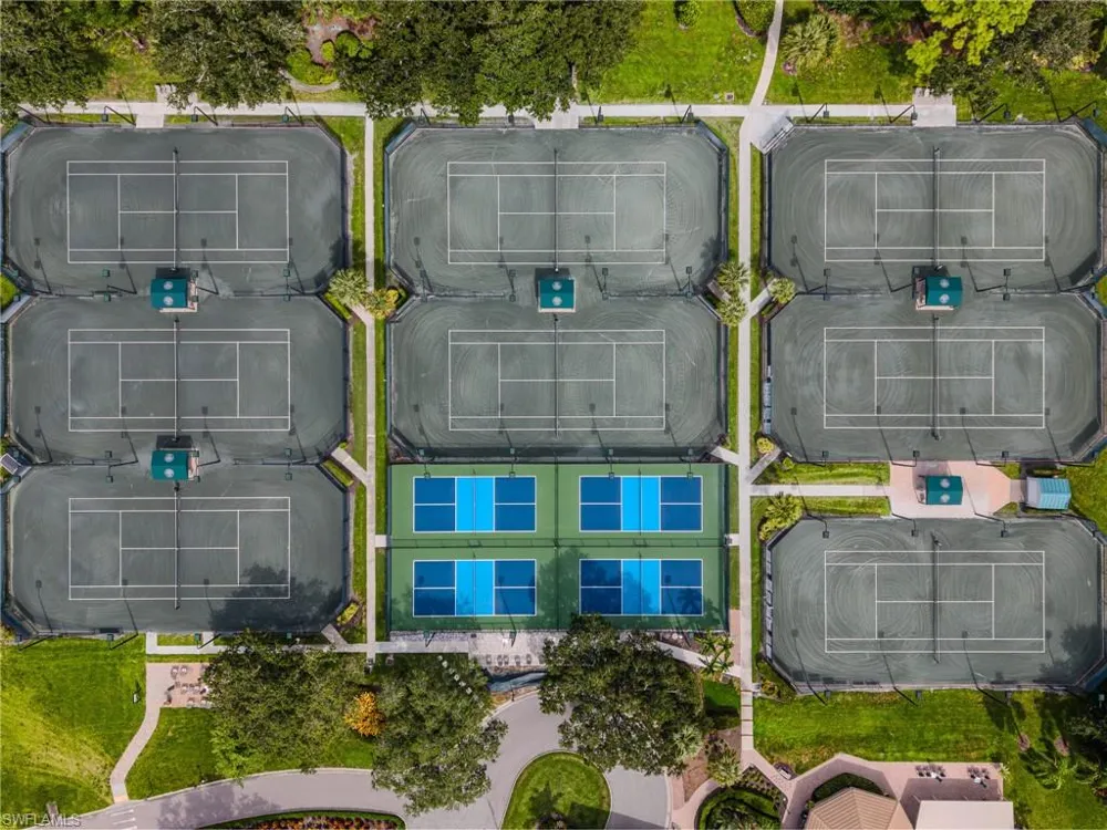 4242 Longshore Way S Naples, FL 34119