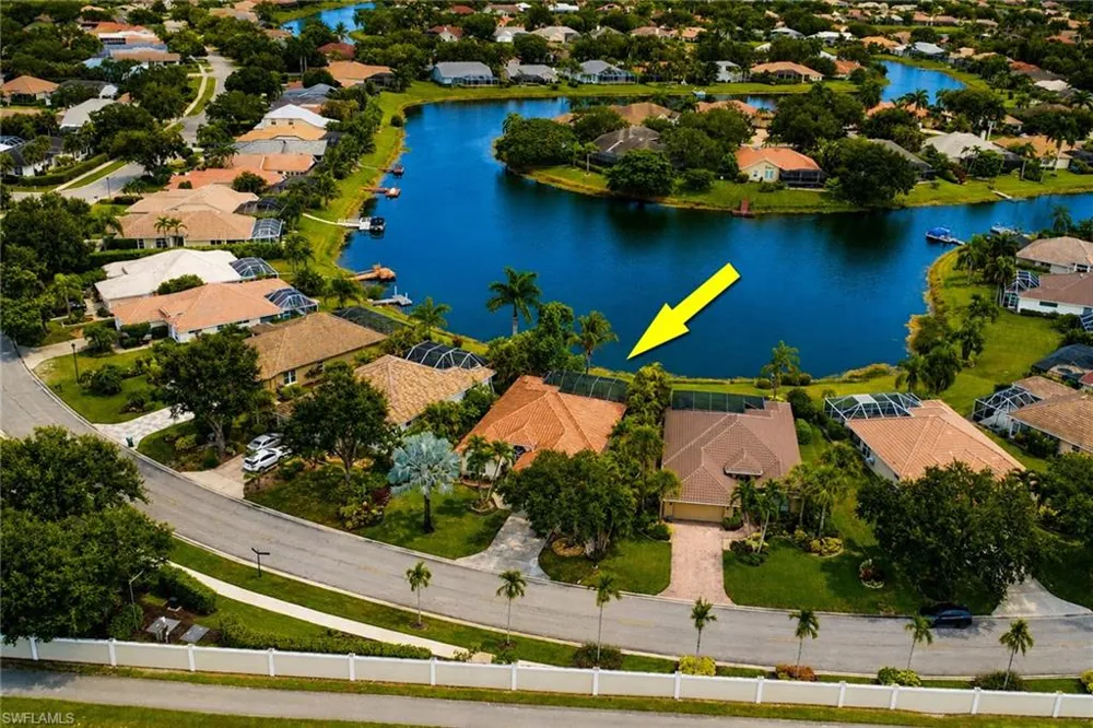 4242 Longshore Way S Naples, FL 34119
