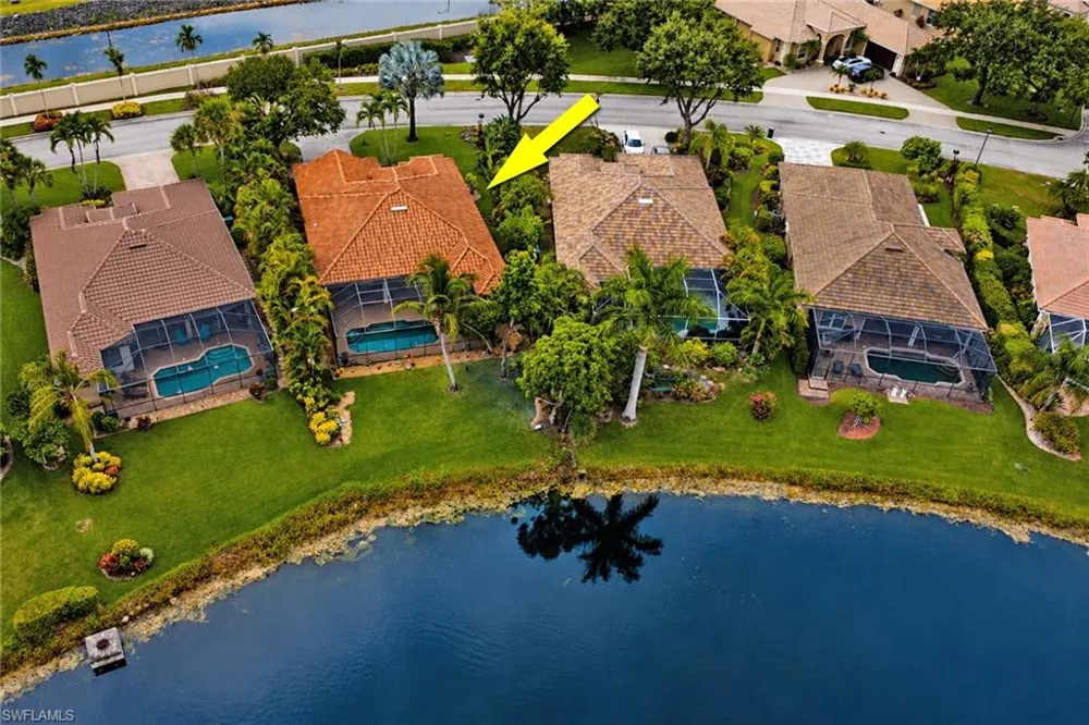 4242 Longshore Way S Naples, FL 34119