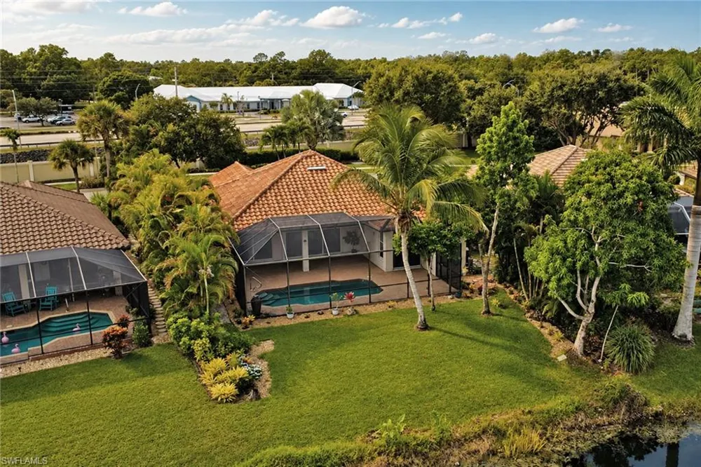4242 Longshore Way S Naples, FL 34119