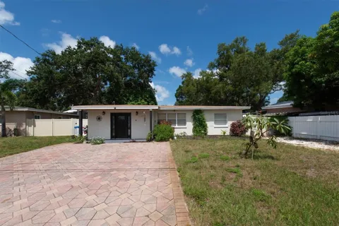 12812 LAKE DRIVE
