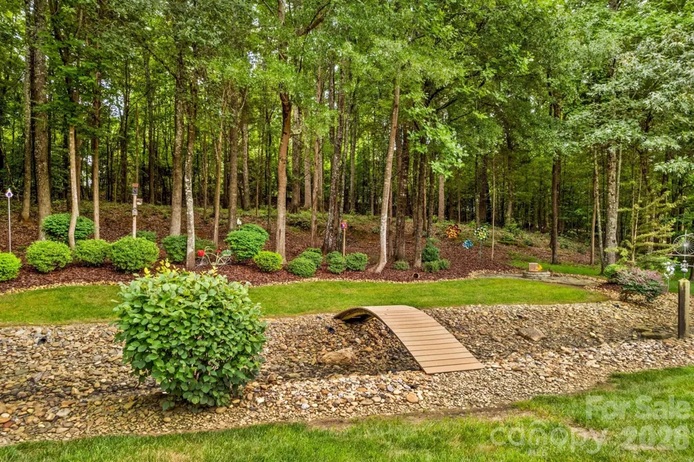 189 River Birch Circle Mooresville, NC 28115