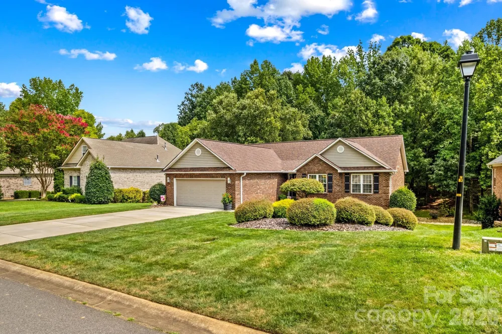 189 River Birch Circle Mooresville, NC 28115