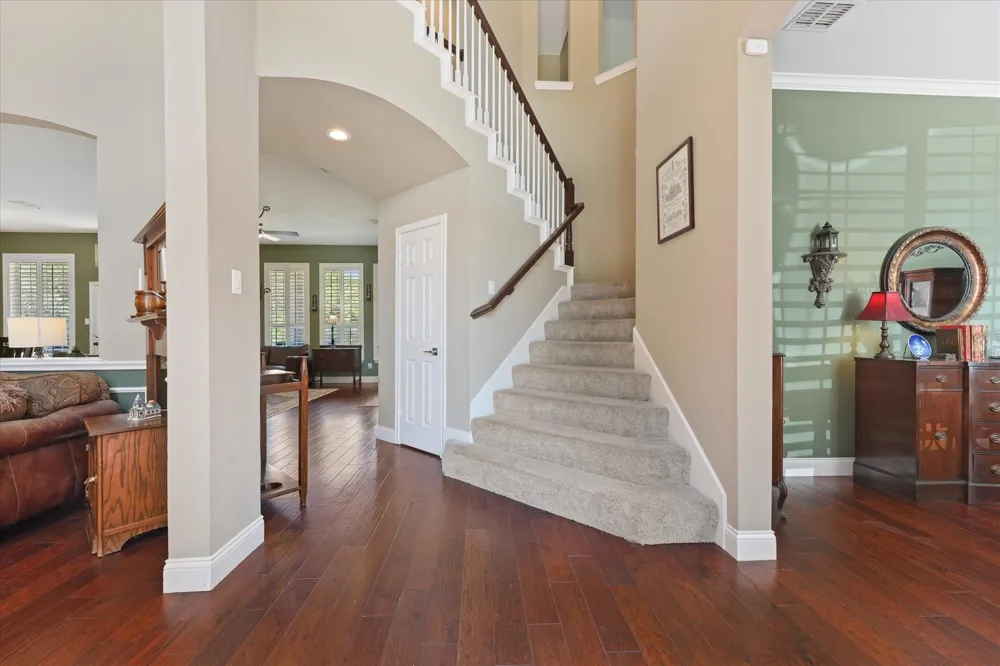 2105 Birdwood Circle Corinth, TX 76210