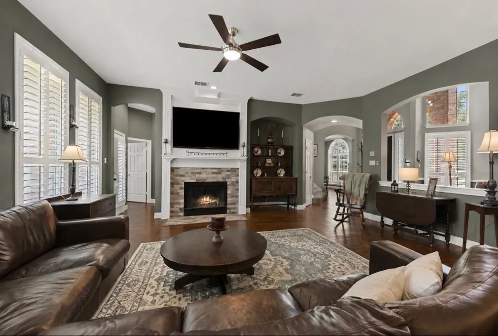 2105 Birdwood Circle Corinth, TX 76210