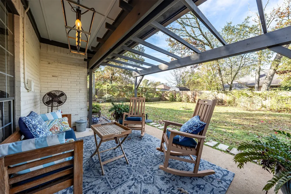 18564 County Road 1100 Flint, TX 75762