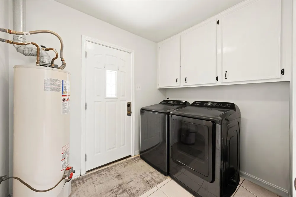 5827 S Braeswood Boulevard Houston, TX 77096