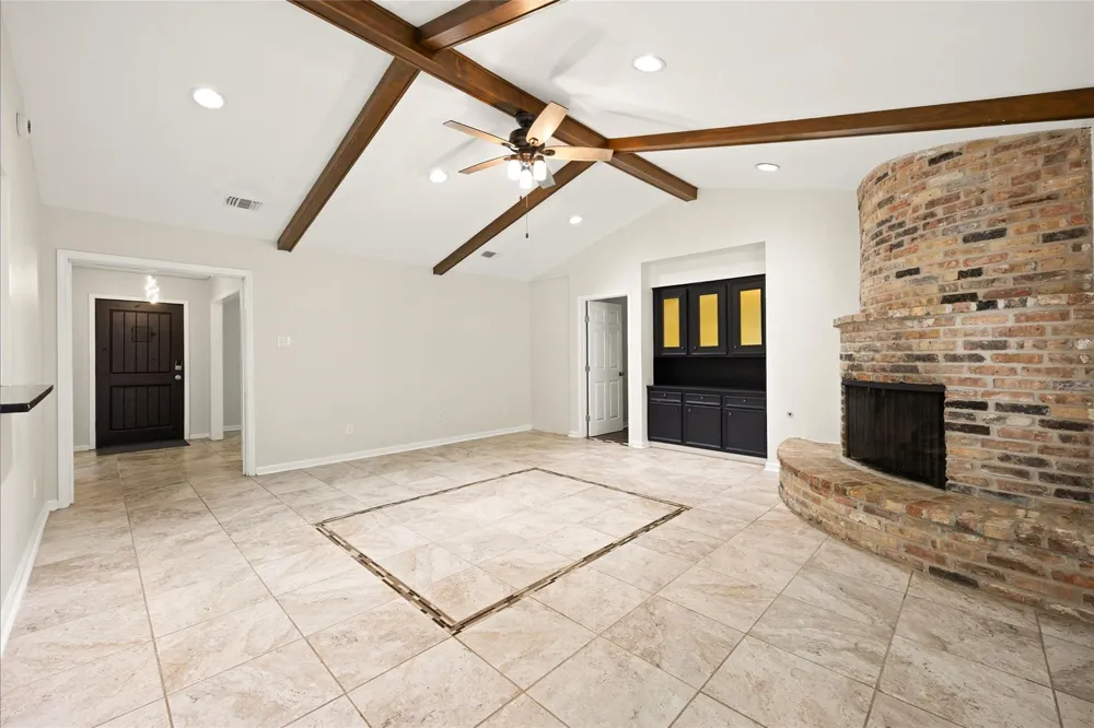 5827 S Braeswood Boulevard Houston, TX 77096