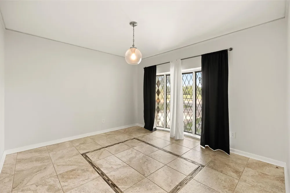 5827 S Braeswood Boulevard Houston, TX 77096