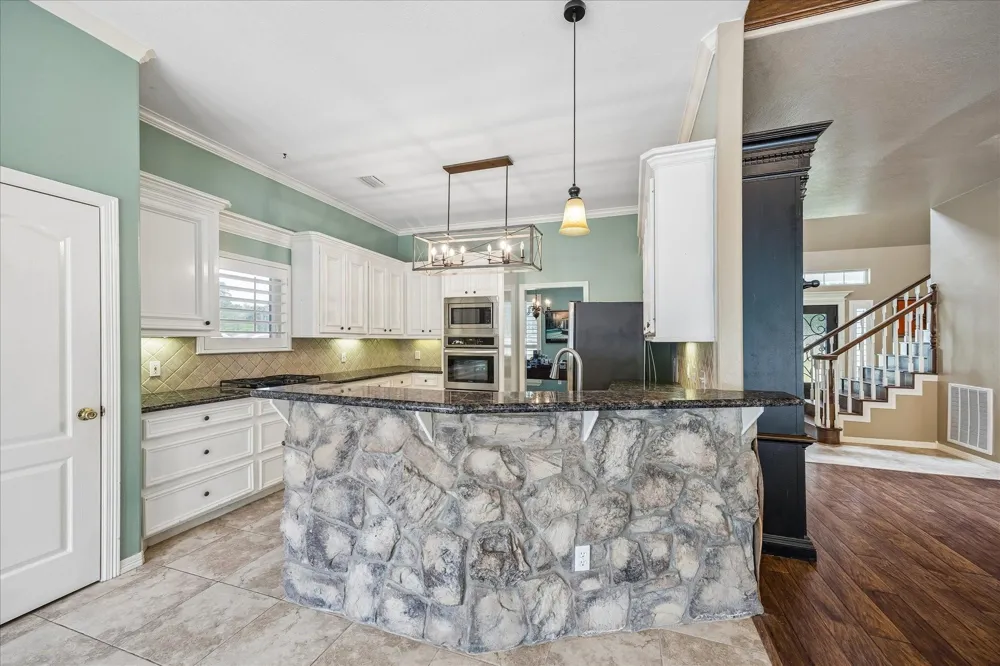 9064 Grand Lake Estates Drive Montgomery, TX 77316