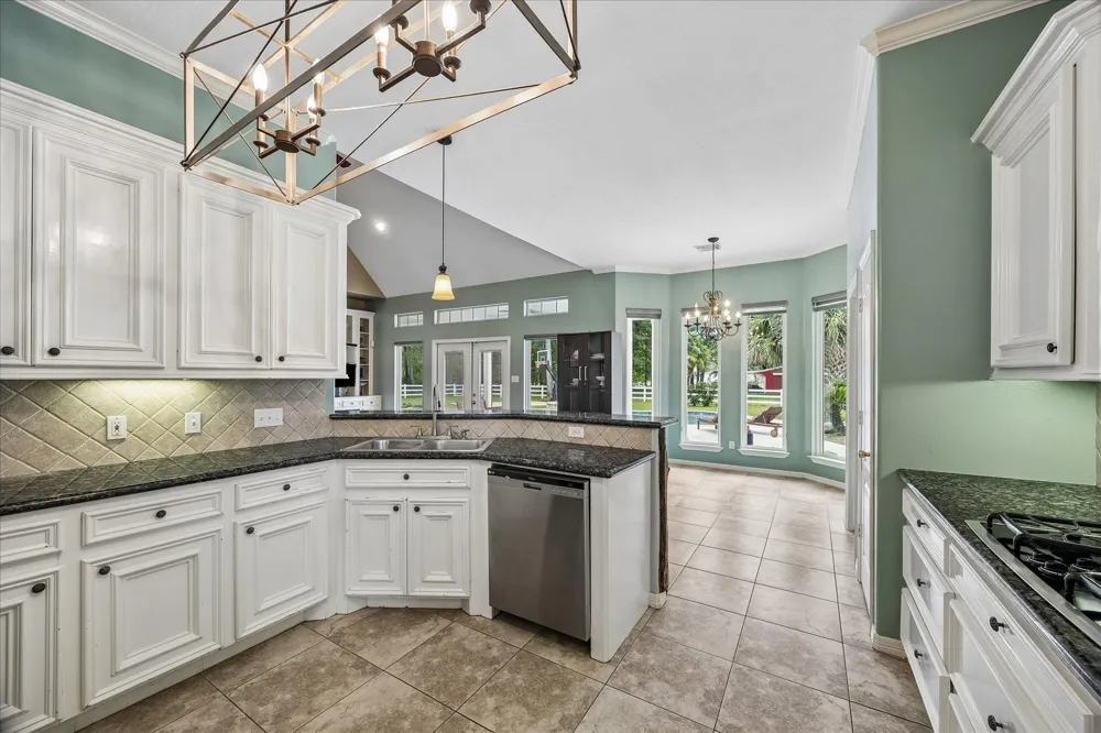 9064 Grand Lake Estates Drive Montgomery, TX 77316