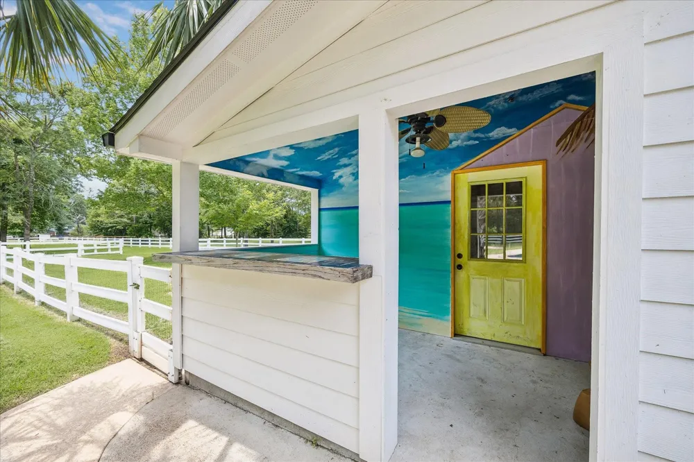 9064 Grand Lake Estates Drive Montgomery, TX 77316