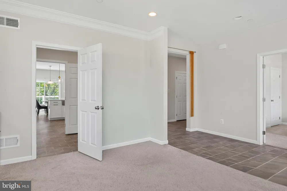 2754 HILLFIELD DRIVE Frederick, MD 21702