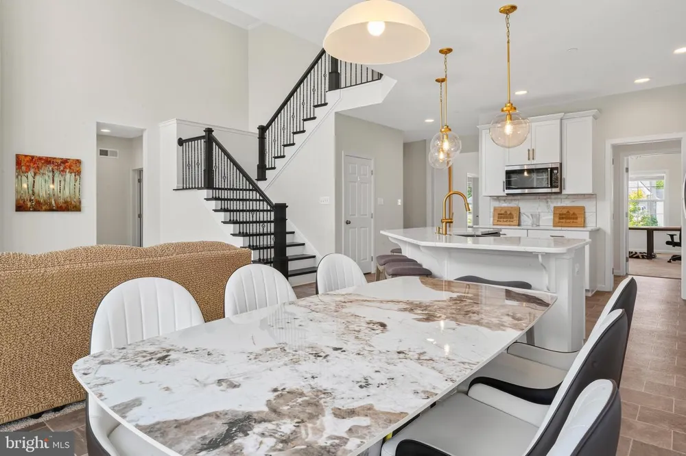2754 HILLFIELD DRIVE Frederick, MD 21702