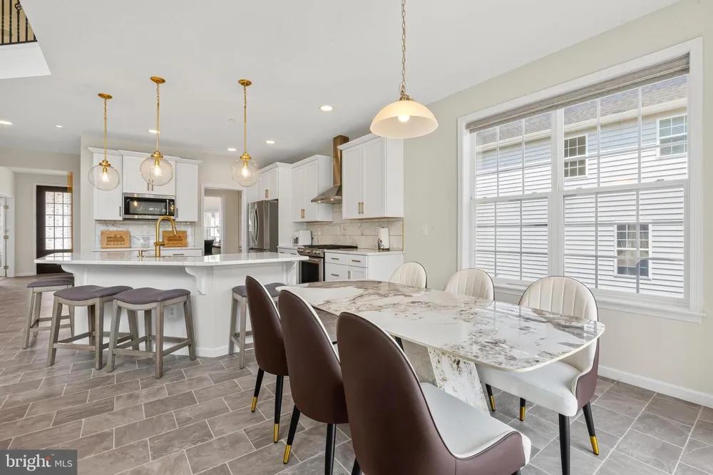 2754 HILLFIELD DRIVE Frederick, MD 21702