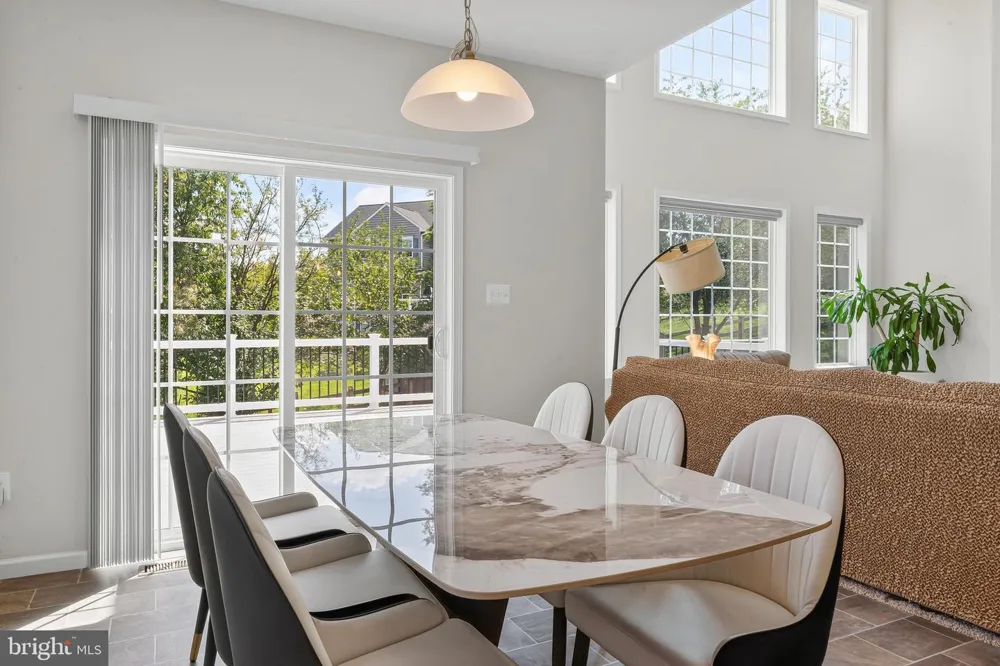 2754 HILLFIELD DRIVE Frederick, MD 21702