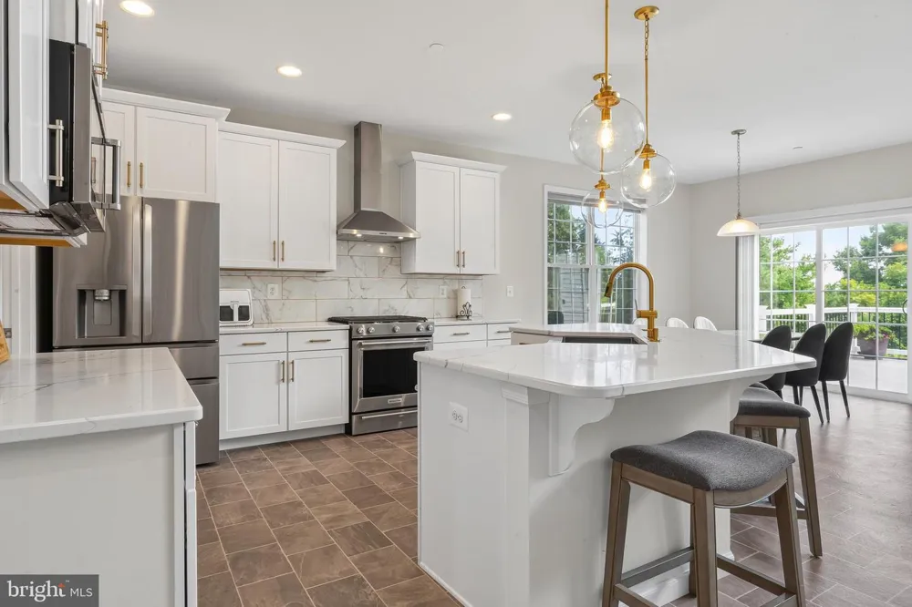 2754 HILLFIELD DRIVE Frederick, MD 21702