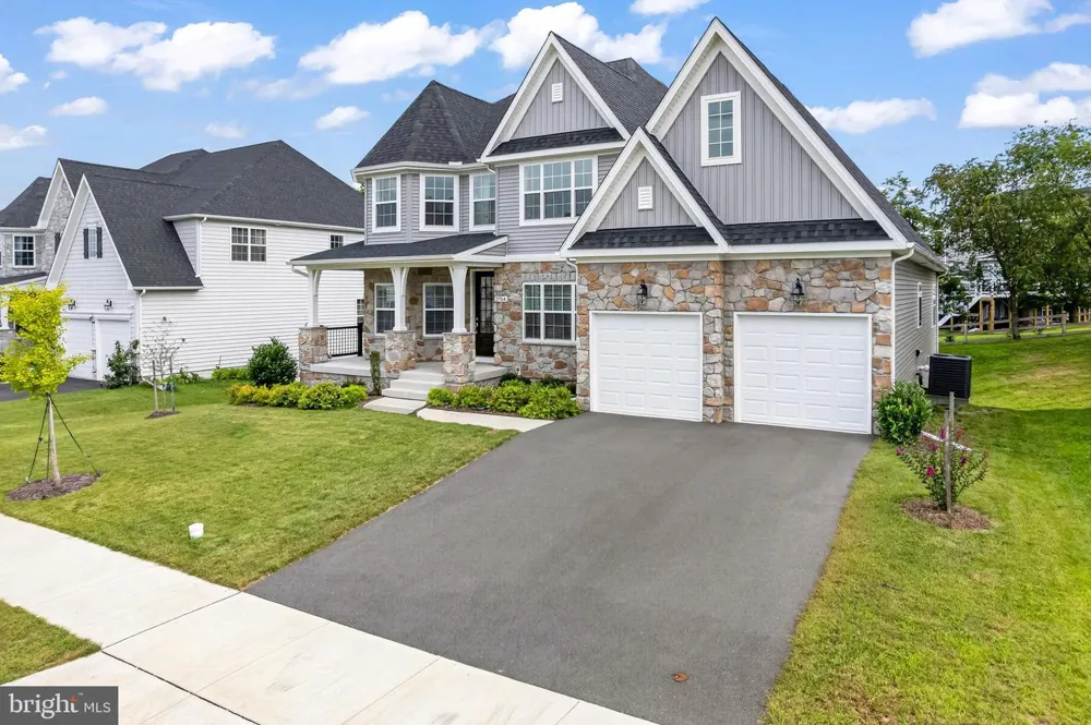 2754 HILLFIELD DRIVE Frederick, MD 21702