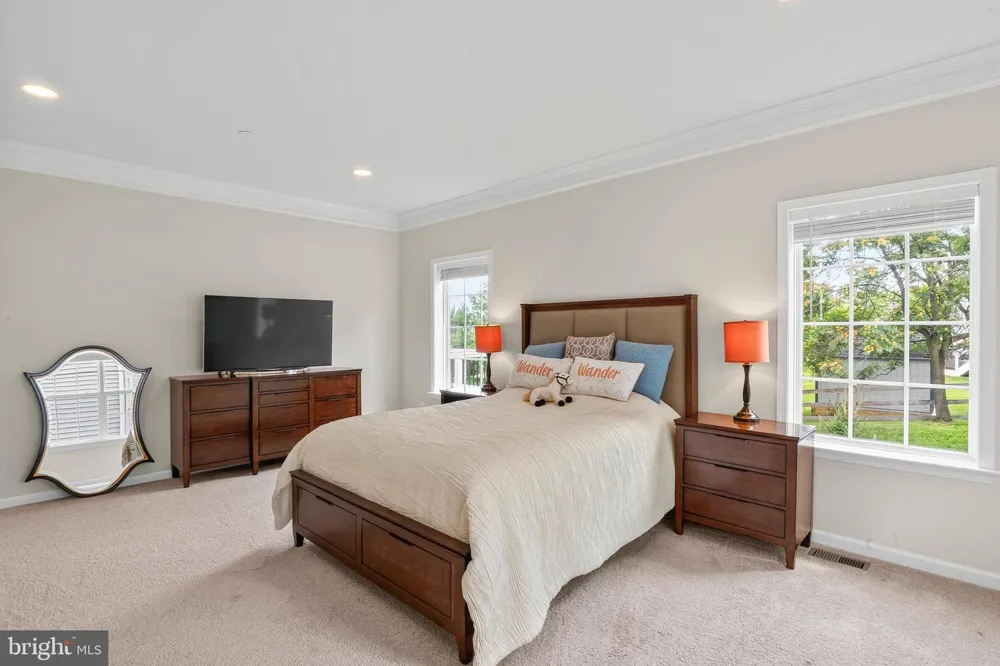 2754 HILLFIELD DRIVE Frederick, MD 21702