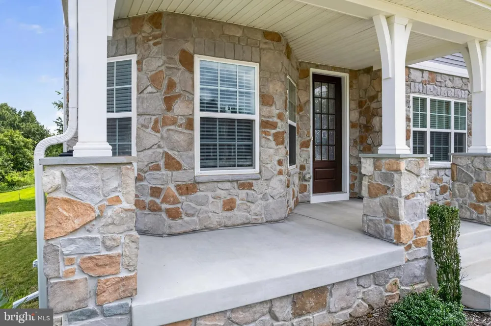 2754 HILLFIELD DRIVE Frederick, MD 21702