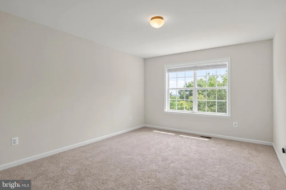 2754 HILLFIELD DRIVE Frederick, MD 21702