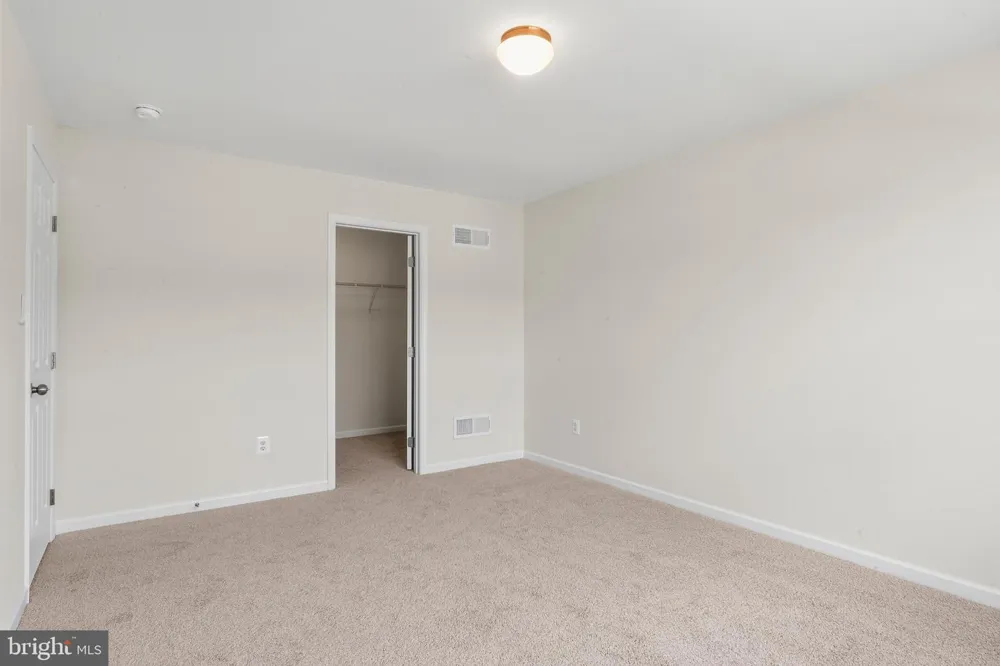 2754 HILLFIELD DRIVE Frederick, MD 21702