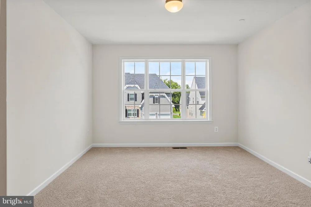 2754 HILLFIELD DRIVE Frederick, MD 21702