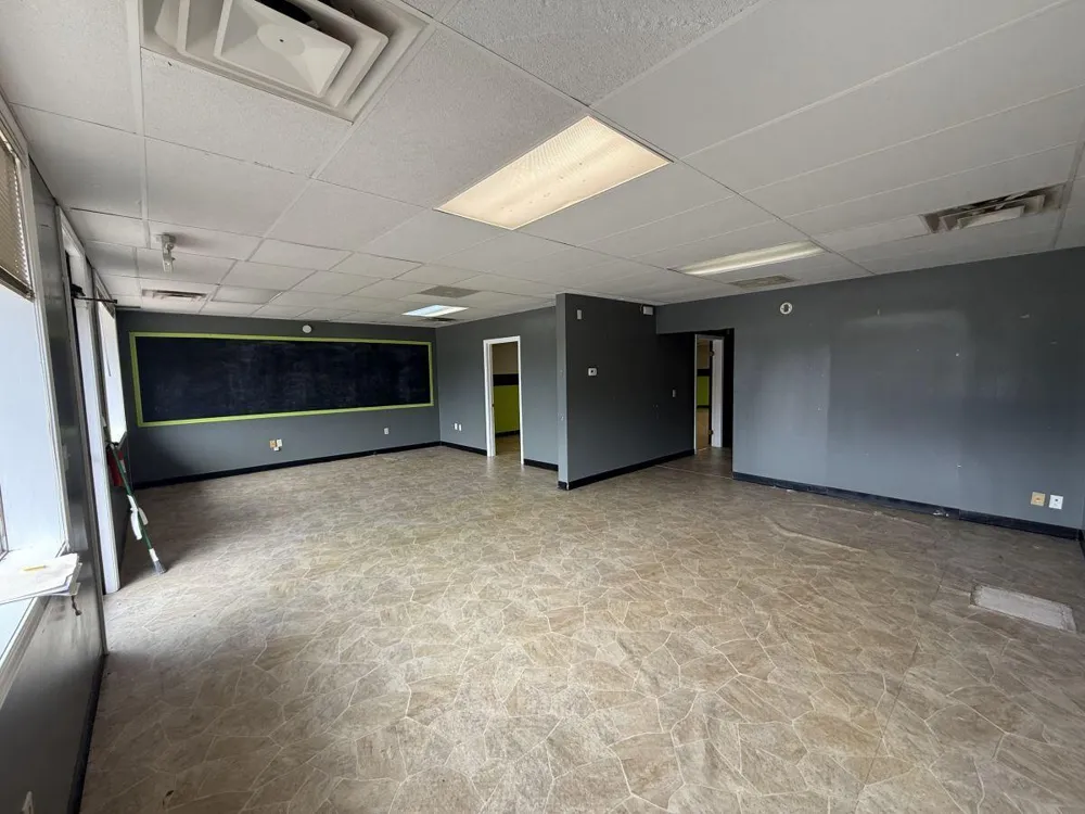37458 W Red Arrow Highway #1 Paw Paw, MI 49079
