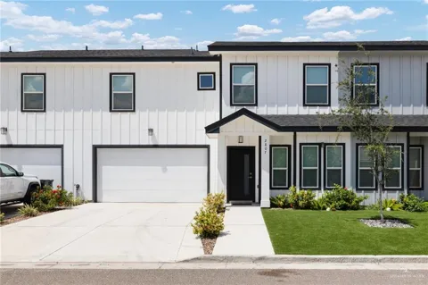 2807 Stablewood Lane