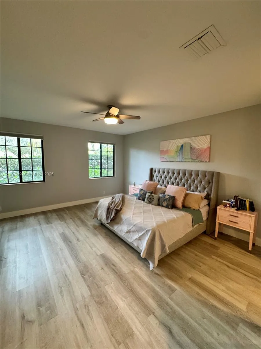 2787 Center Ct Dr #1-23 Weston, FL 33332