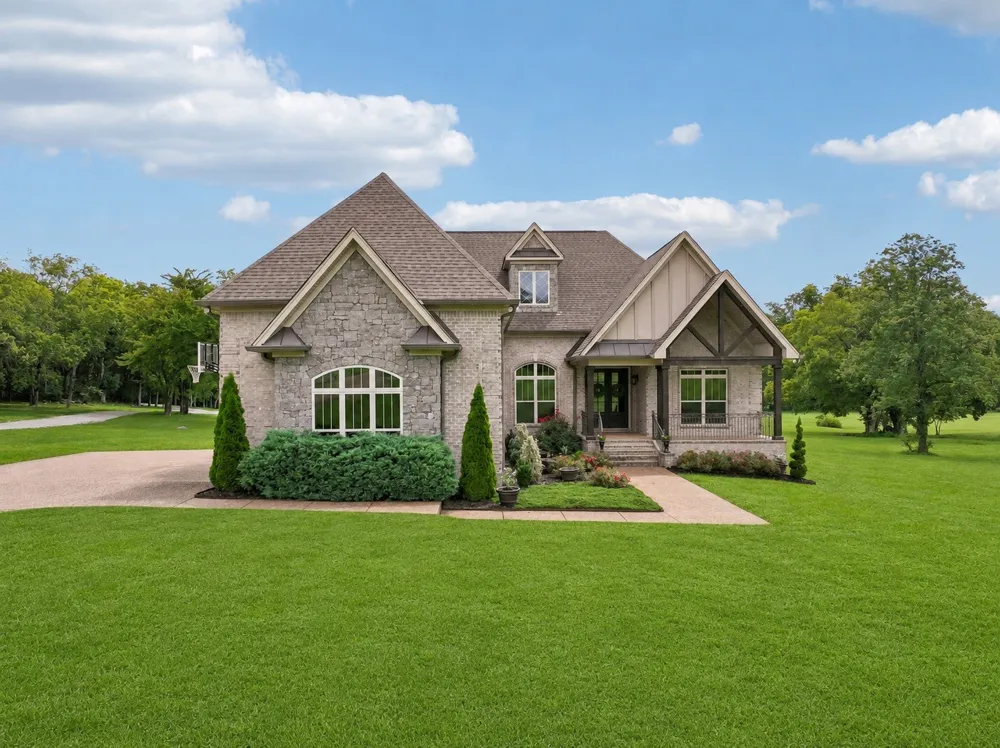 1730 Dillon Rd Milton, TN 37118