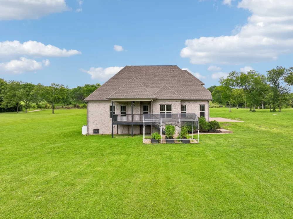 1730 Dillon Rd Milton, TN 37118