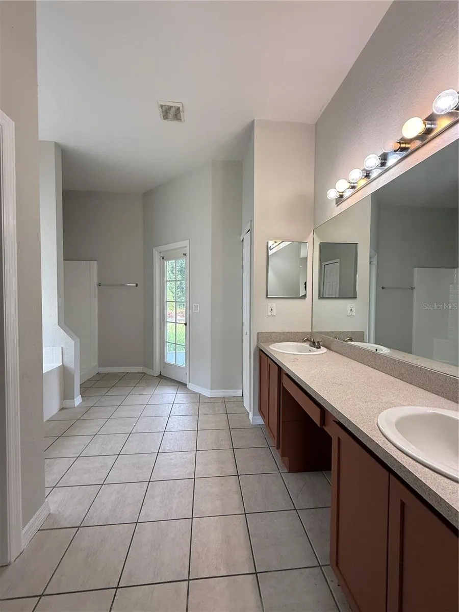 3466 MAYFLOWER TERRACE North Port, FL 34286