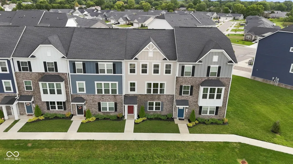 5992 Lomita Avenue Plainfield, IN 46168