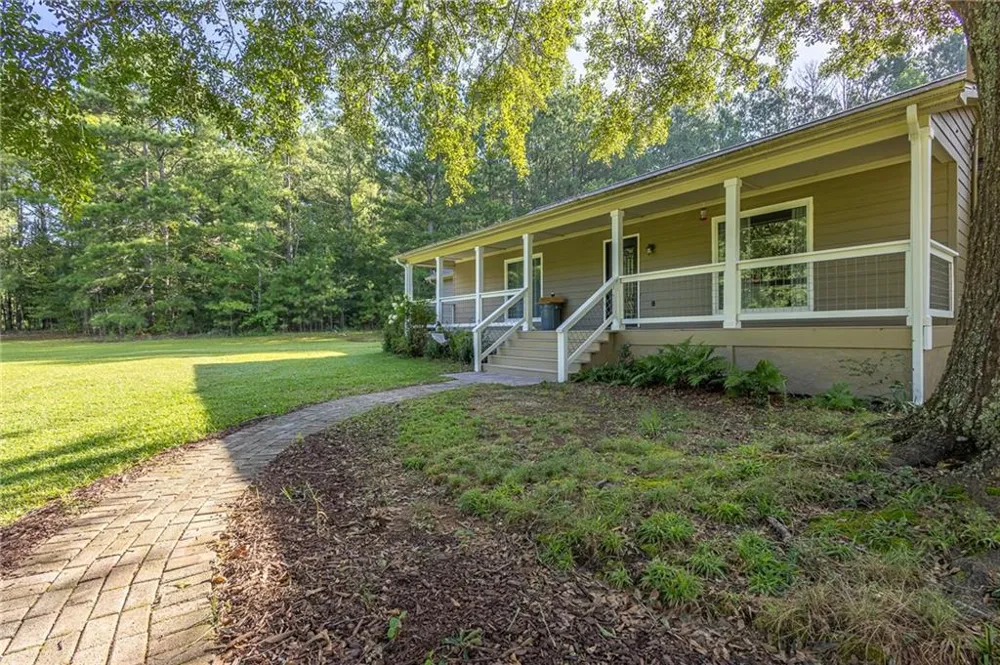 2553 Daniel Road Villa Rica, GA 30180
