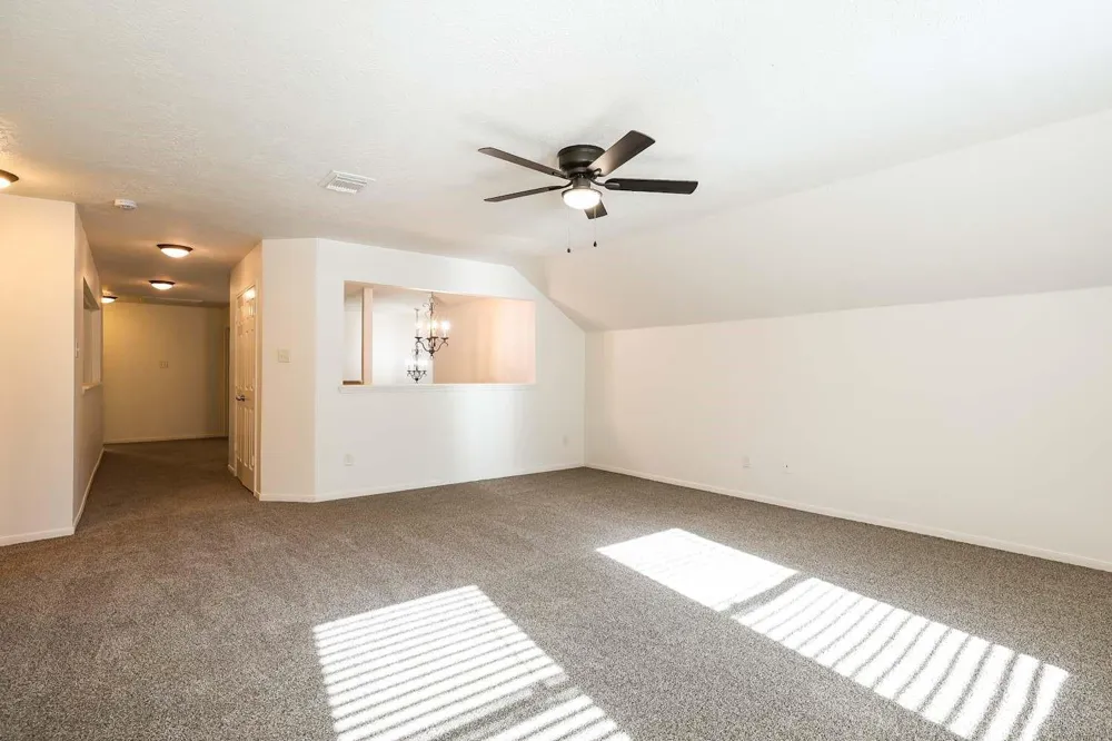 8618 Discus Drive Humble, TX 77346