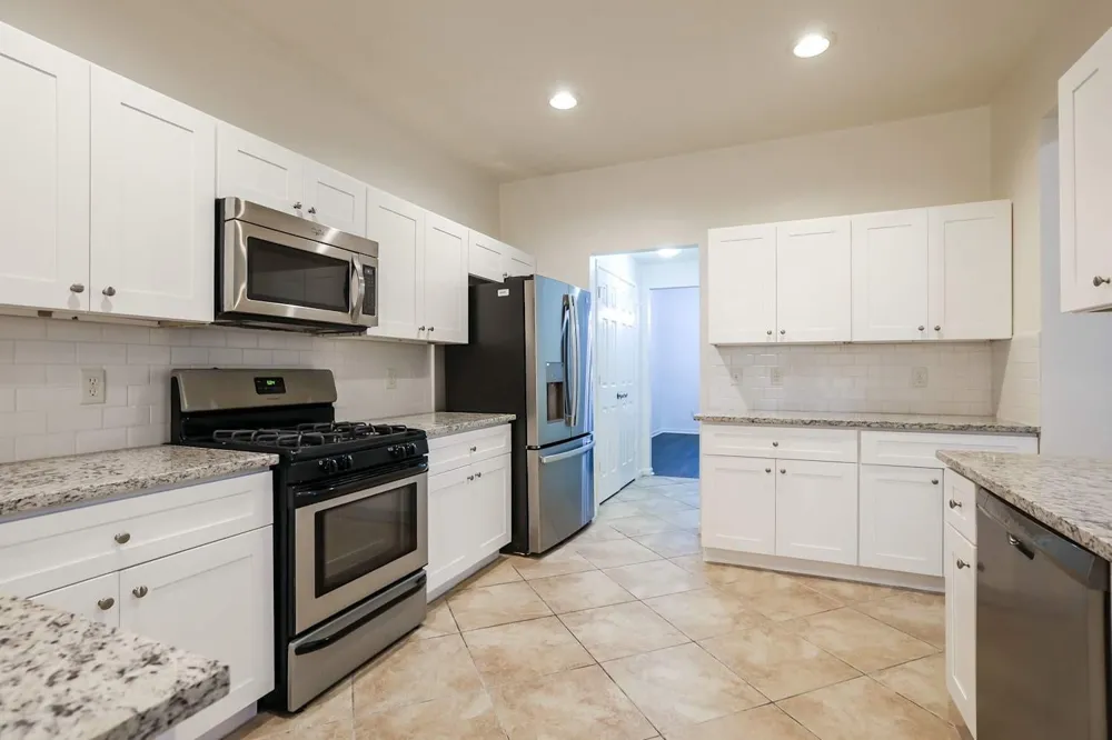8618 Discus Drive Humble, TX 77346