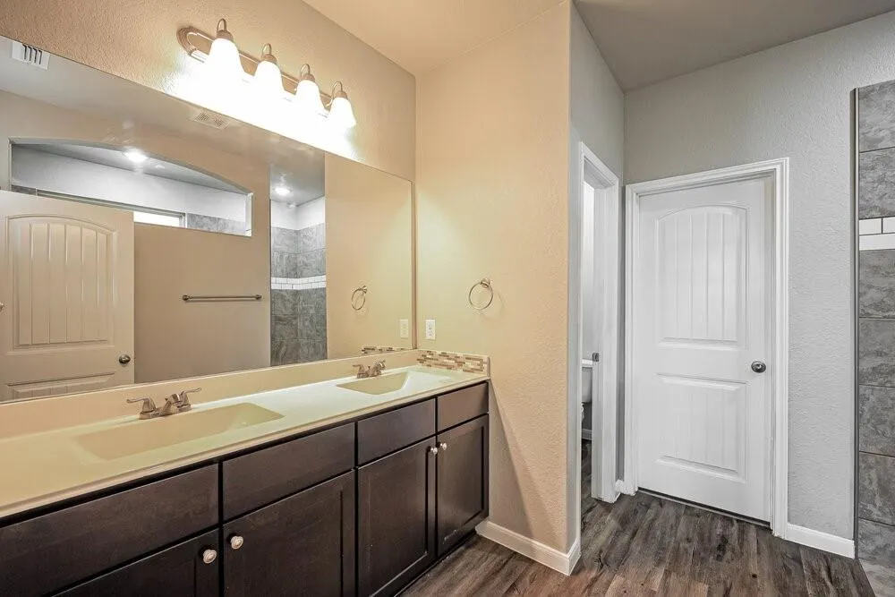 15815 Spruce River Court Sugar Land, TX 77498