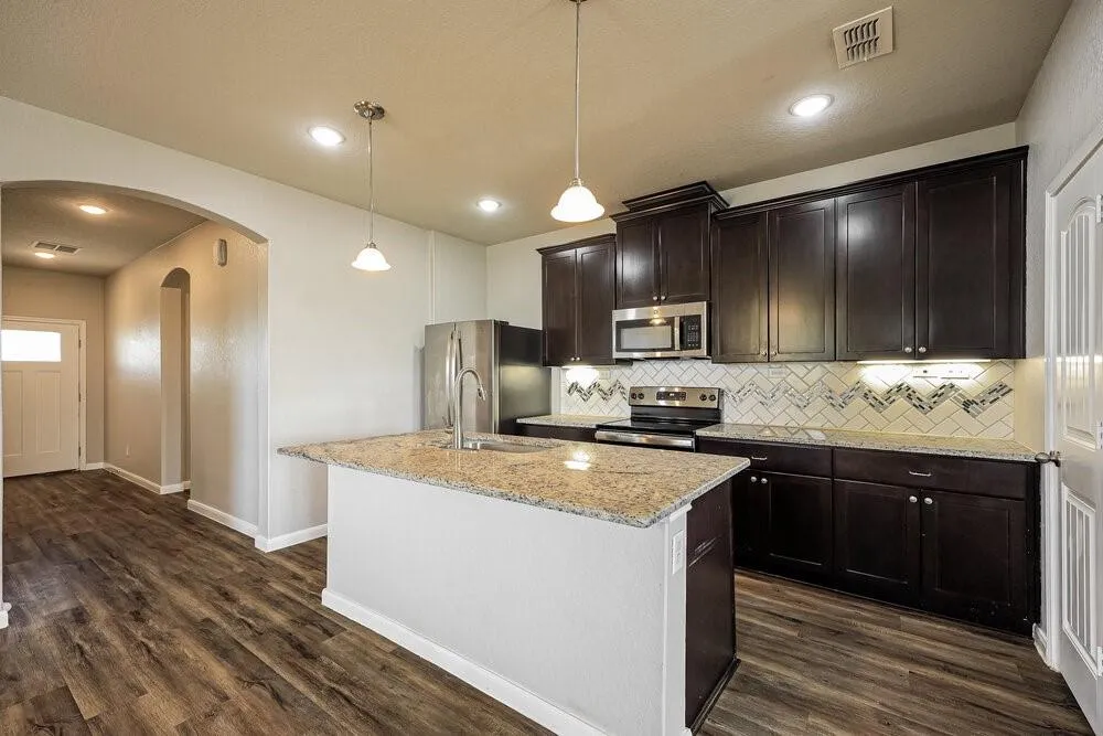 15815 Spruce River Court Sugar Land, TX 77498
