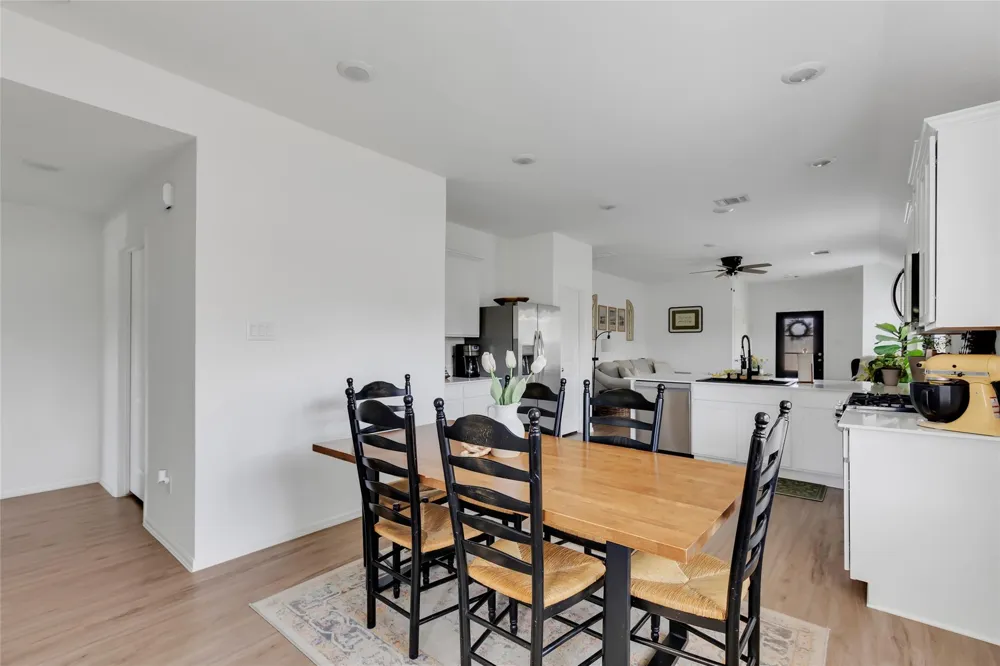 6328 Astoria Park Lane Kingwood, TX 77365