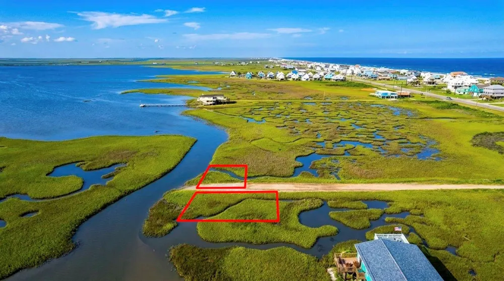 Yucca Avenue Surfside Beach, TX 77541