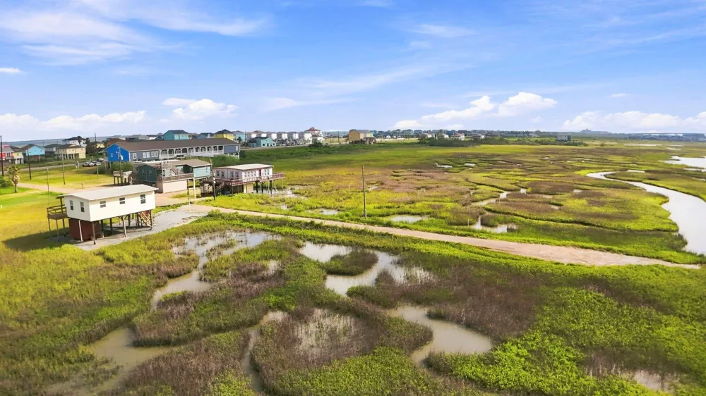 Yucca Avenue Surfside Beach, TX 77541