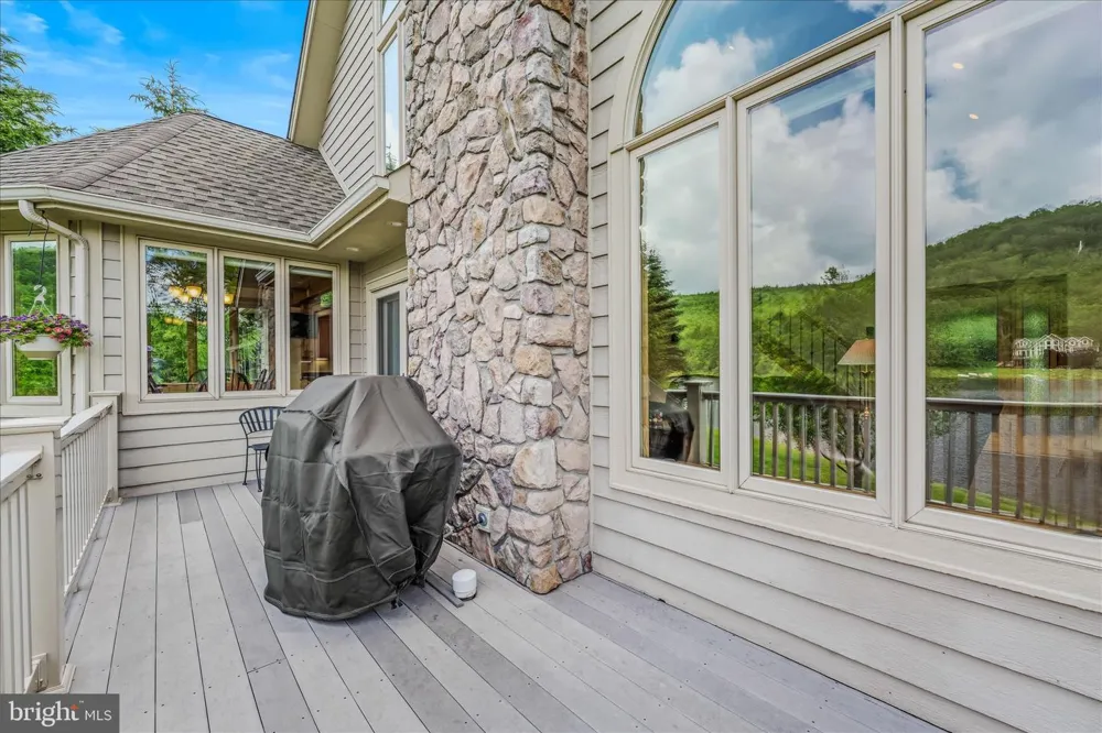 344 MALLOW LAKE DRIVE Davis, WV 26260
