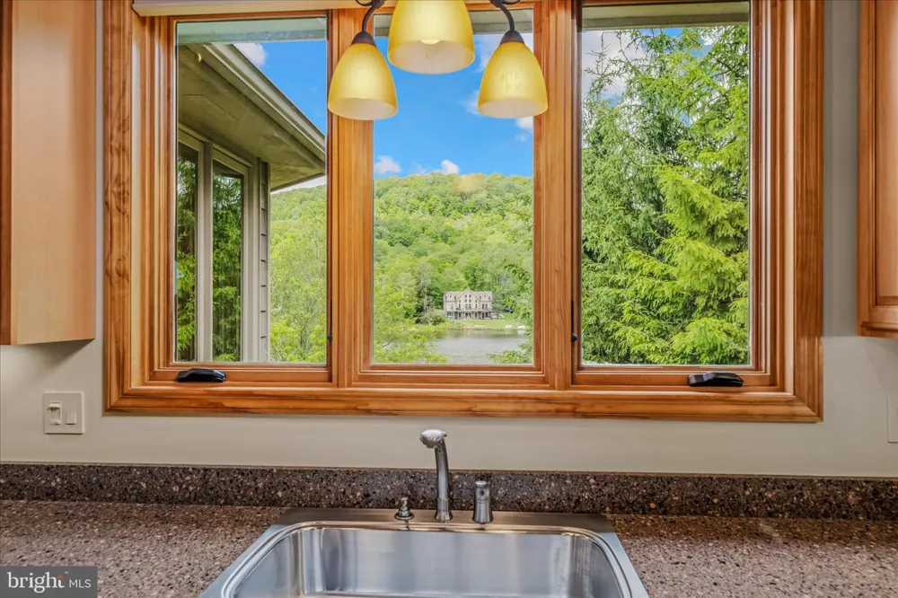 344 MALLOW LAKE DRIVE Davis, WV 26260